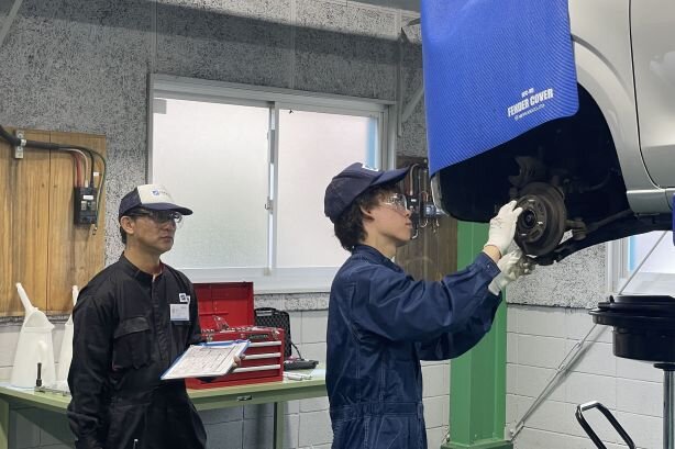 自動車整備の基礎を習得する「自動車整備研修センター」